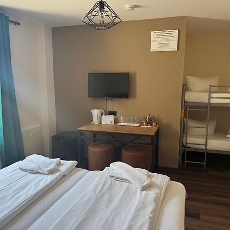 Hotel Capitol Zentrum - 24H - 腓特烈港 外观 照片