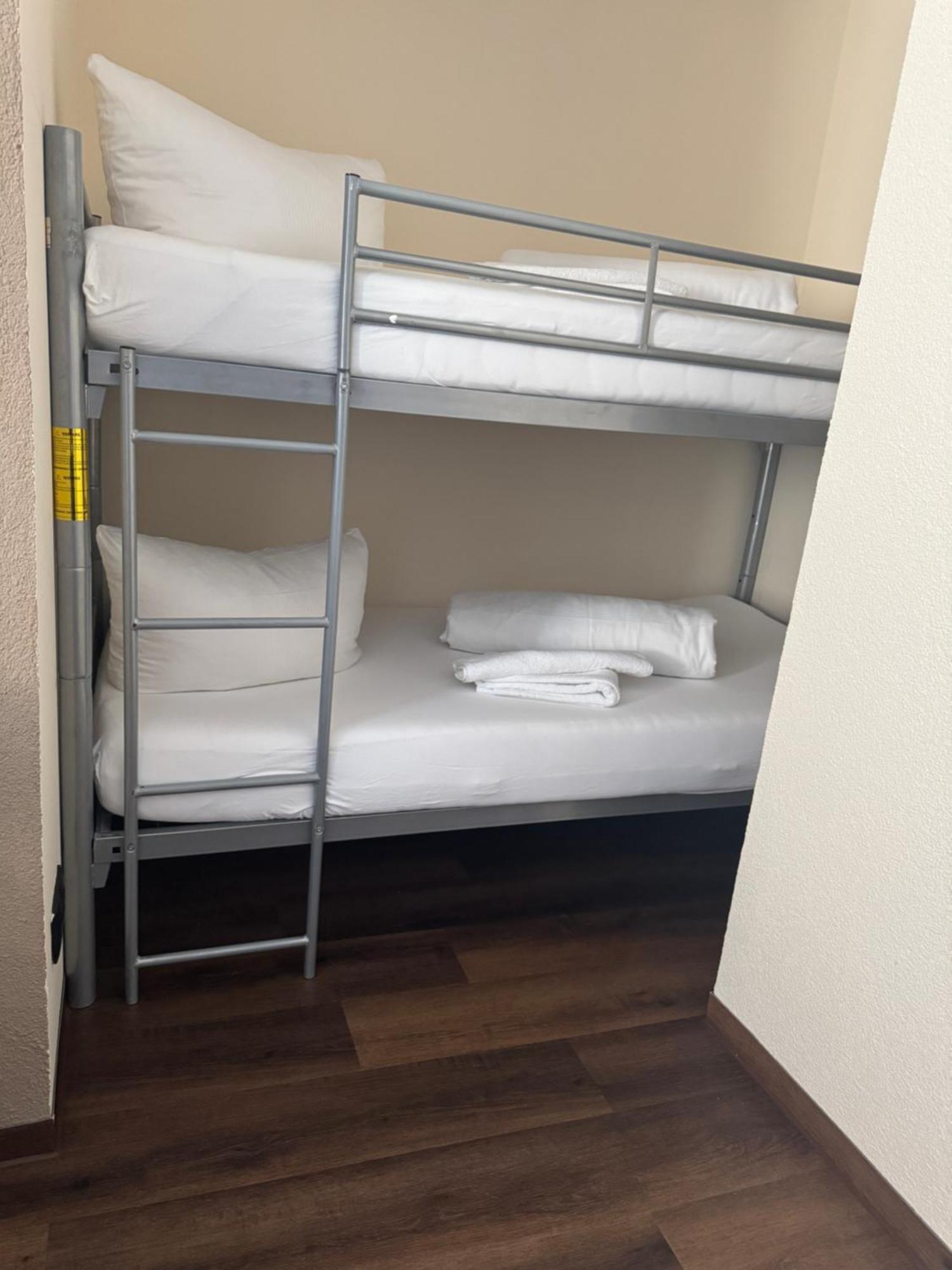 Hotel Capitol Zentrum - 24H - 腓特烈港 外观 照片