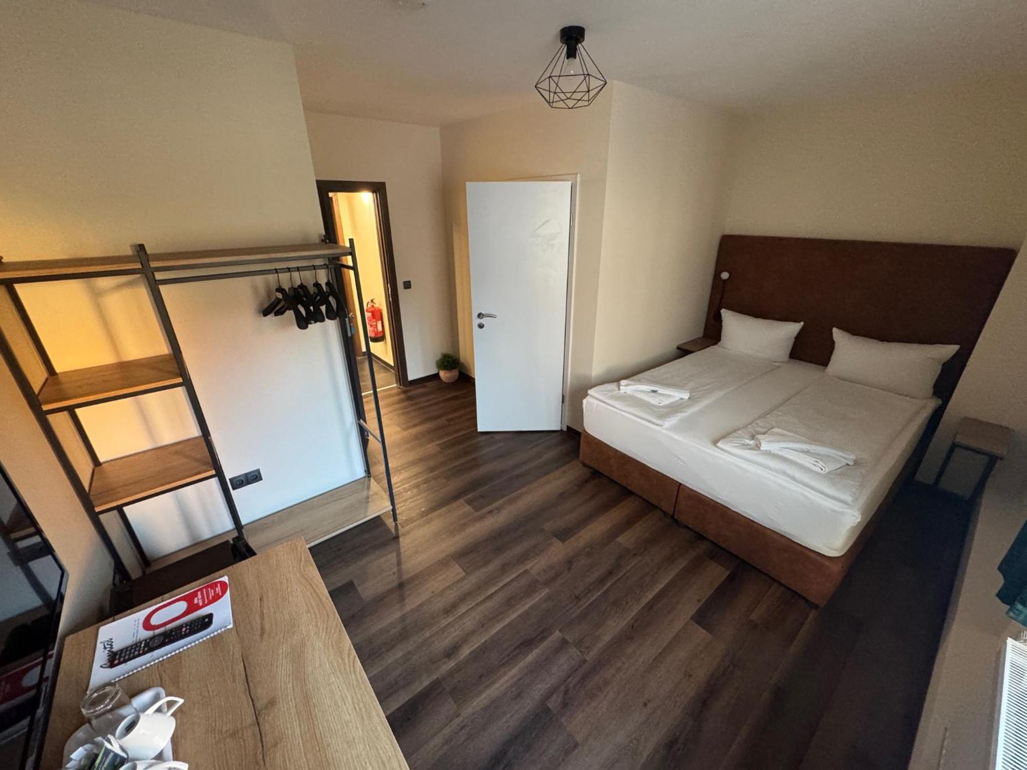 Hotel Capitol Zentrum - 24H - 腓特烈港 外观 照片