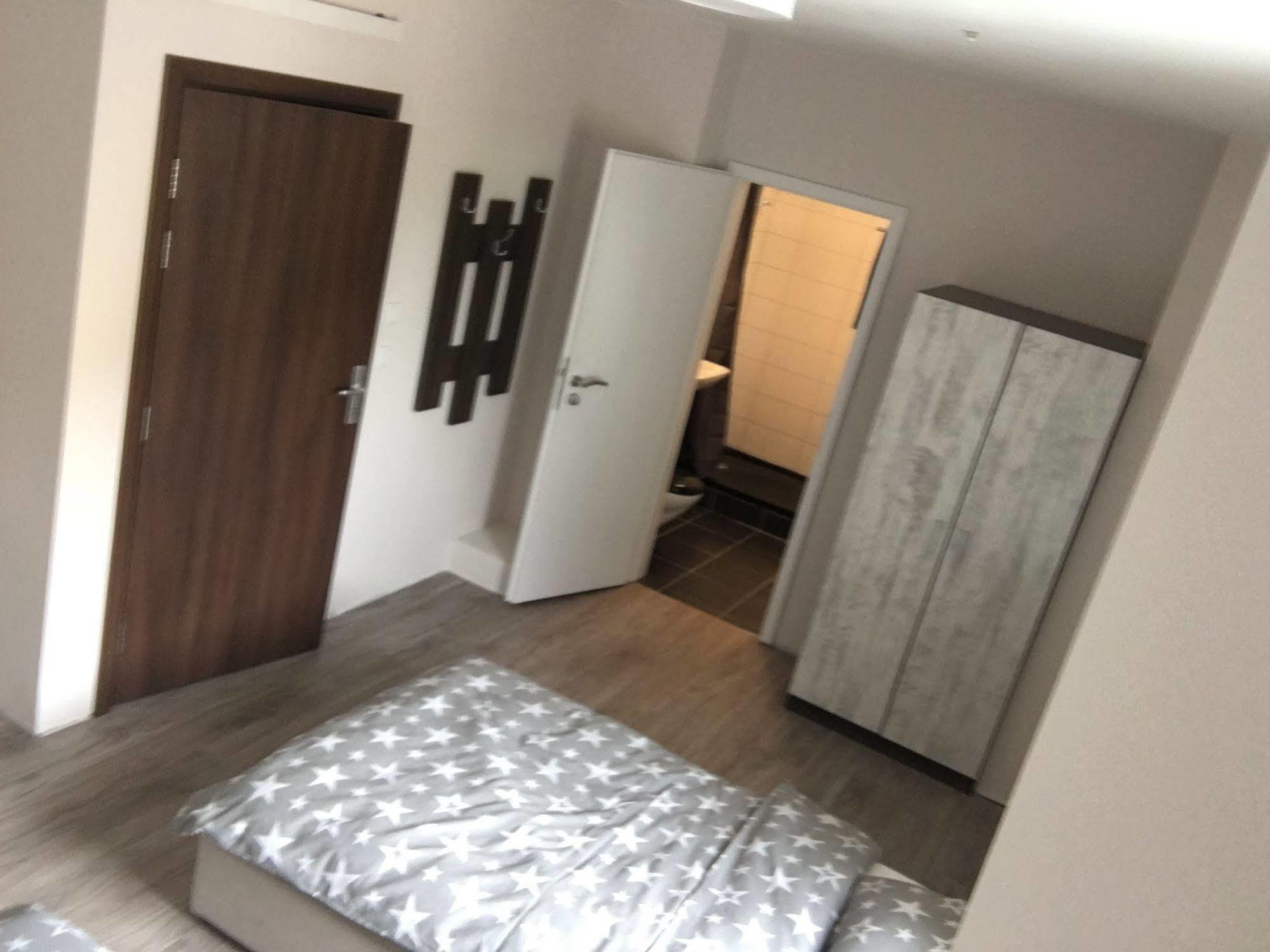 Hotel Capitol Zentrum - 24H - 腓特烈港 外观 照片